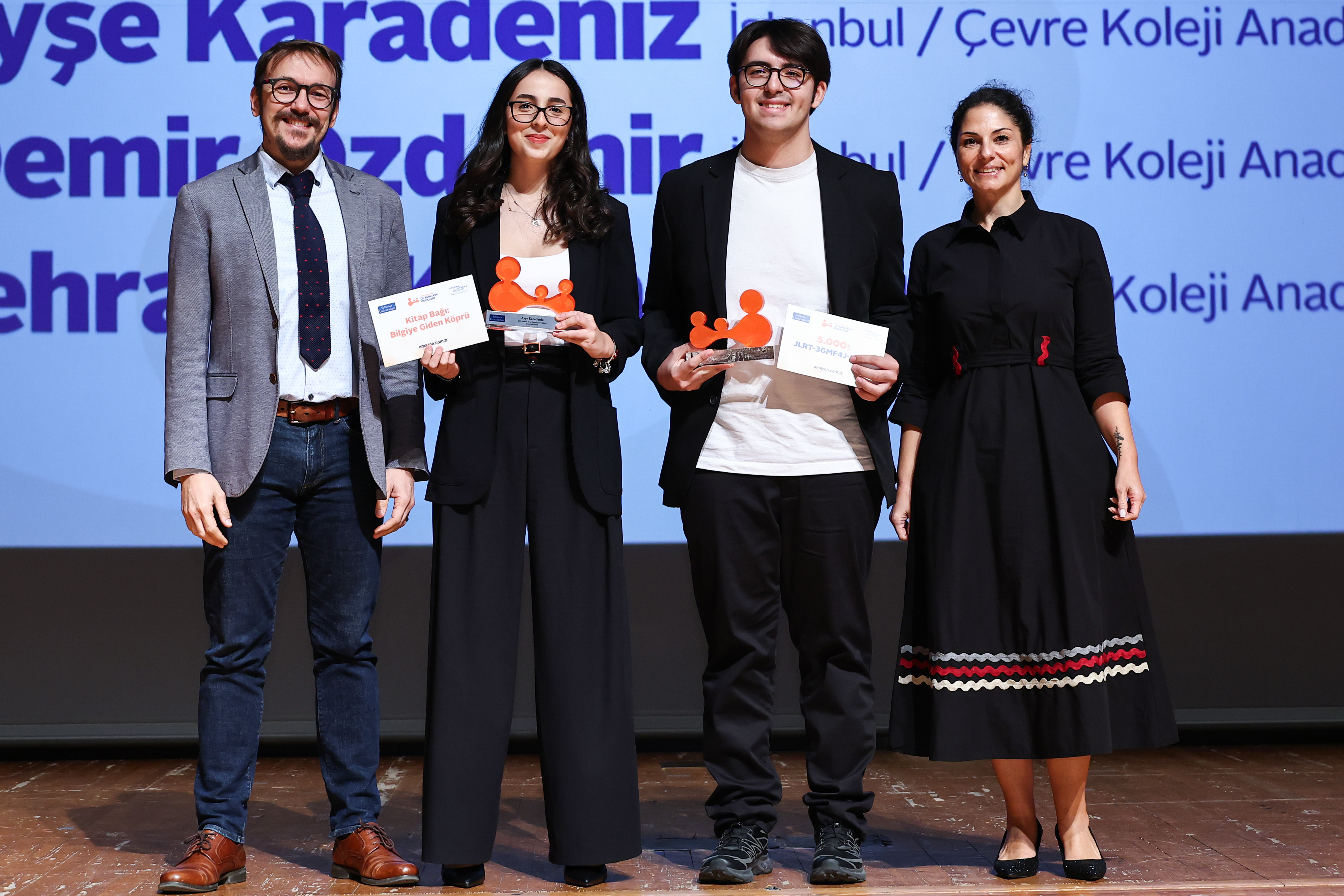 Ayşe Karadeniz, Demir Özdemir ve Zehra lşıl Kayalı